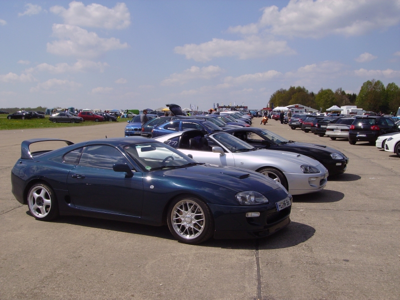 http://www.coupe-parts.de/06.Supras.jpg